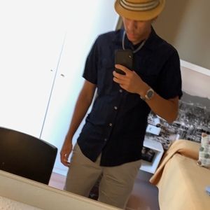 Meet your Posher, Niyan